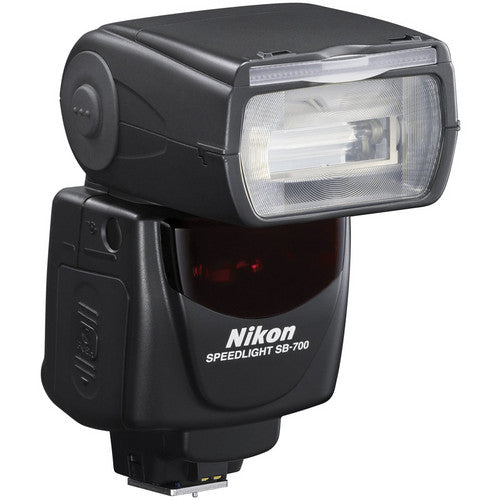 Best Nikon DX Speedlight Portrait Pack (35mm f1.8G + SB700)