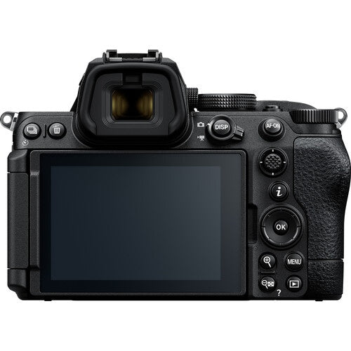 Review Nikon Z5 II Body with Z 24-200mm F/4-6.3 VR Lens