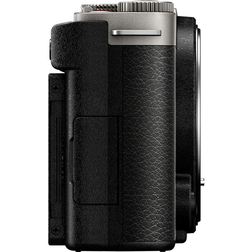Panasonic Lumix DC-S9 Body with S 20-60mm f/3.5-5.6 Camera Lens (Silver) Oline